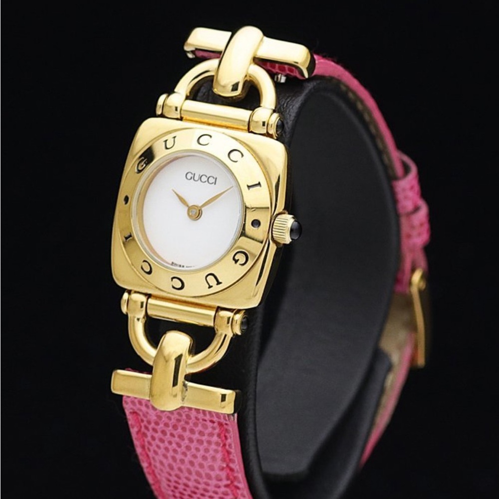 🛍️Vintage Gucci Pink Leather Band Watch - Picture 3 of 12